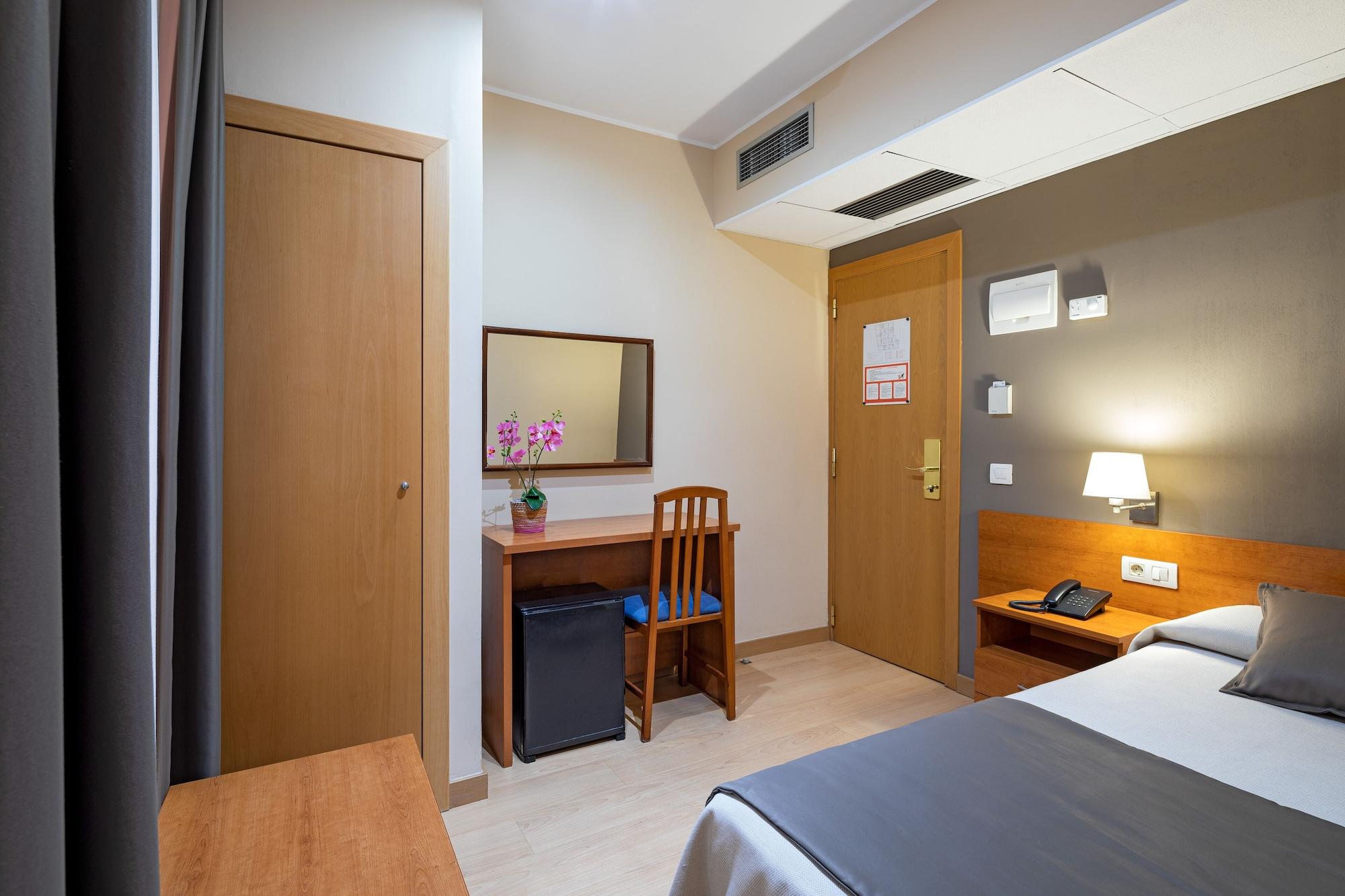 Hotel Catalunya Barcellona Esterno foto