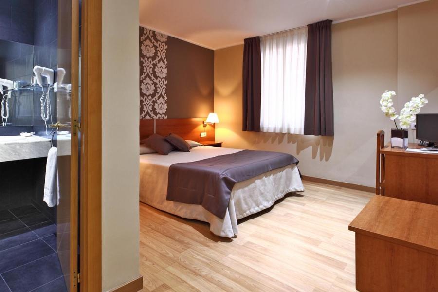 Hotel Catalunya Barcellona Esterno foto