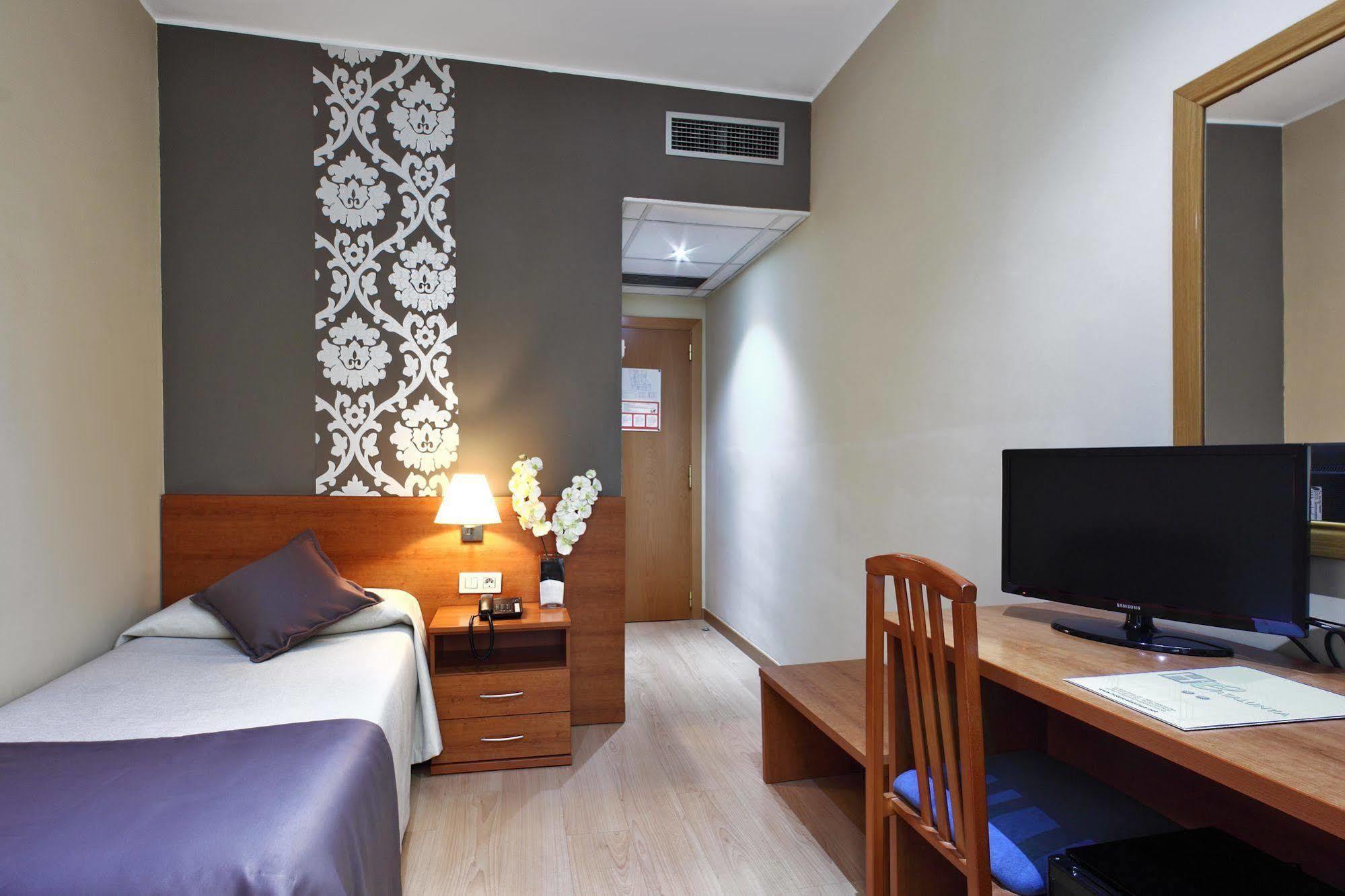 Hotel Catalunya Barcellona Esterno foto